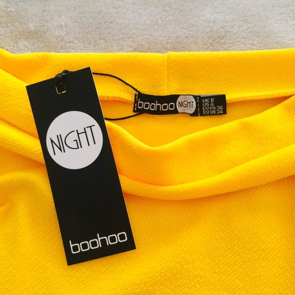 BOOHOO Yellow Bodycon - Off shoulder with cuff - Picture 7 of 10